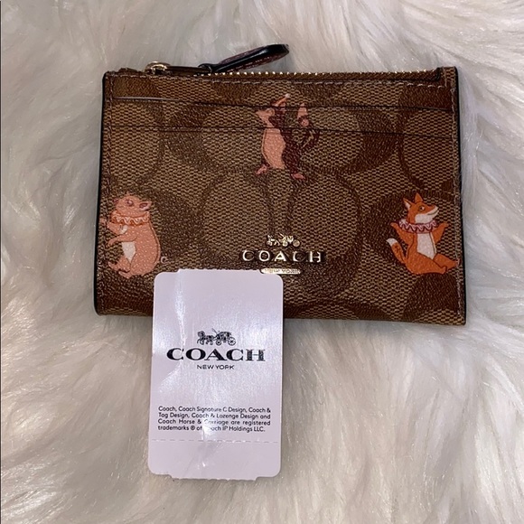 Coach Handbags - New Coach Card Holder